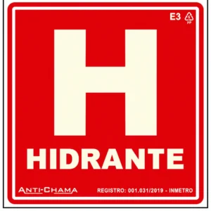 Placa de hidrante H, fotoluminescente 20 x 20 cm com 2,00 mm de espessura, fabricada em PVC antichamas e conforme ABNT NBR 16820.